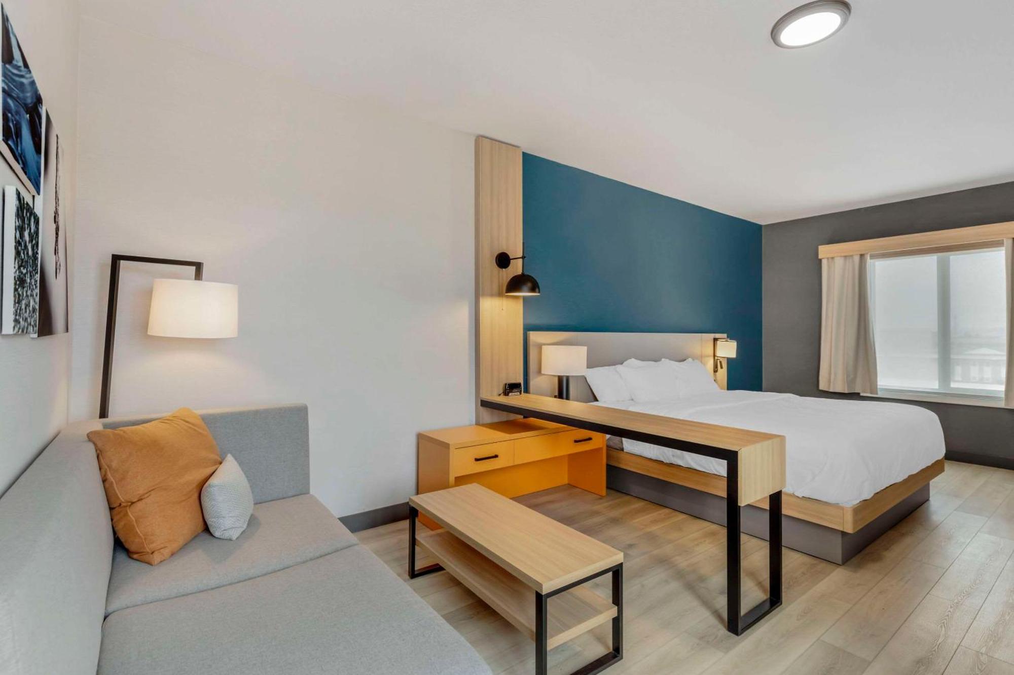 Hotel Comfort 2*
